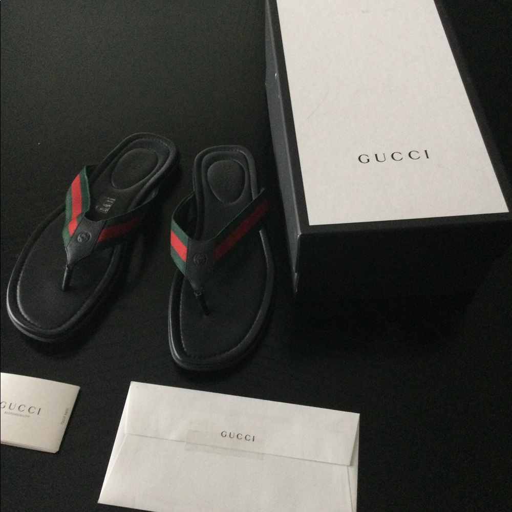 Authentic Gucci thong sandals